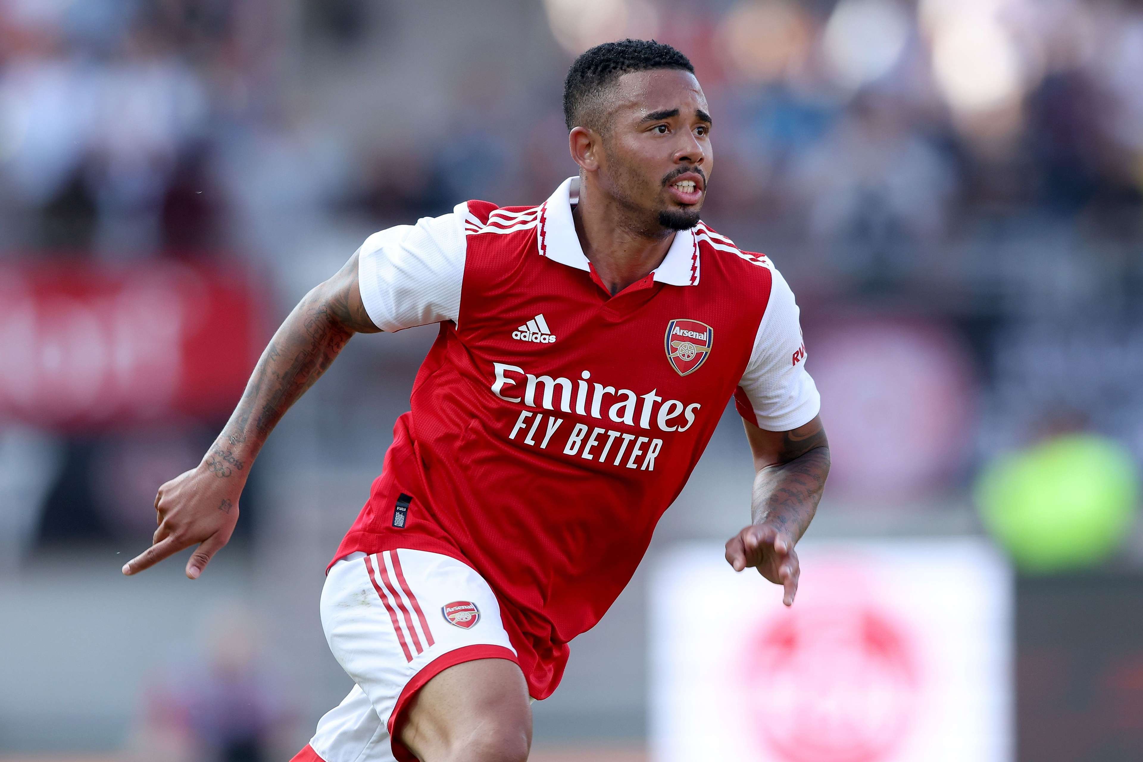 舉辦一次 舉辦一次